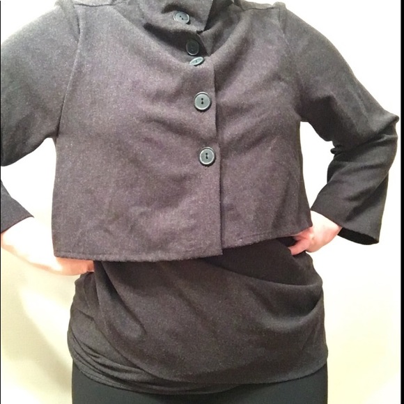 Host pick! Plus size unique wool wrap art shirt - Picture 2 of 4